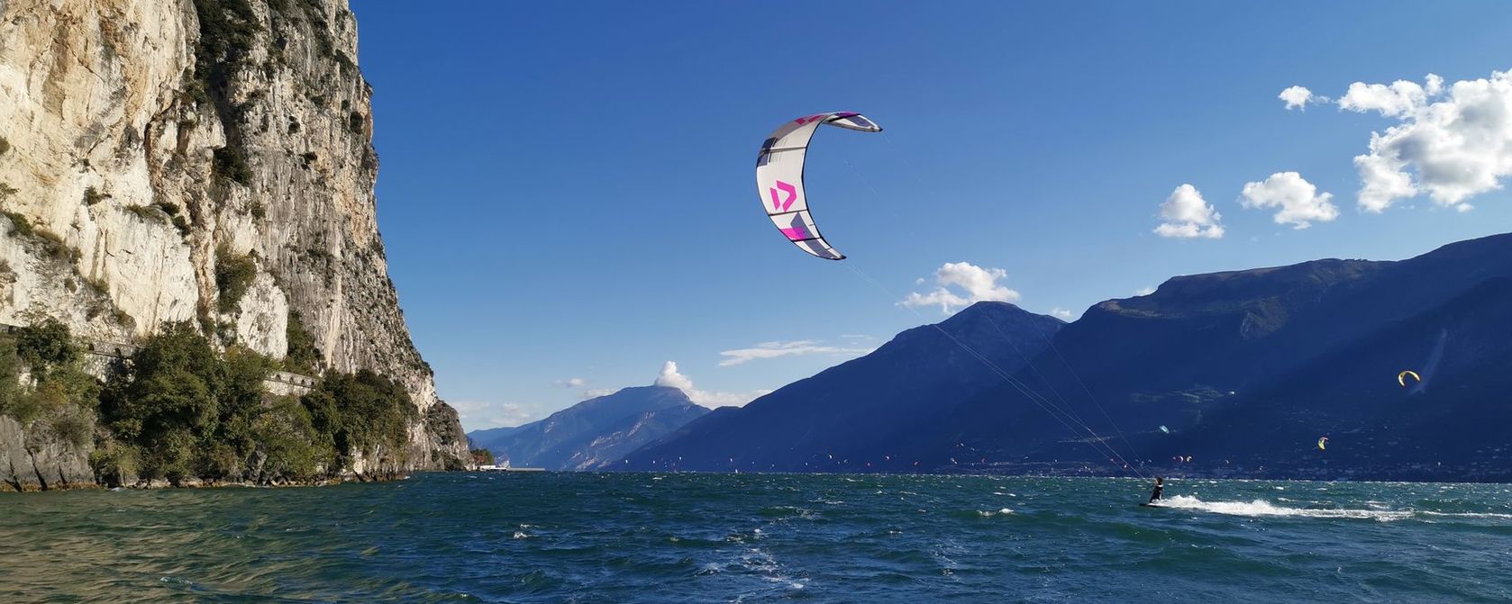 Kitesurfing lessons Lake Garda Italy